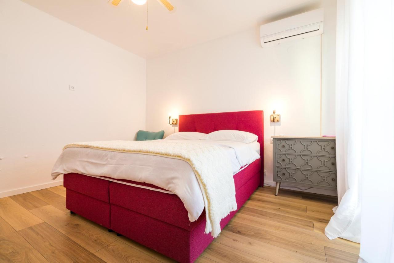 Alaburic Rooms & Apartment Mali Lošinj Exterior foto